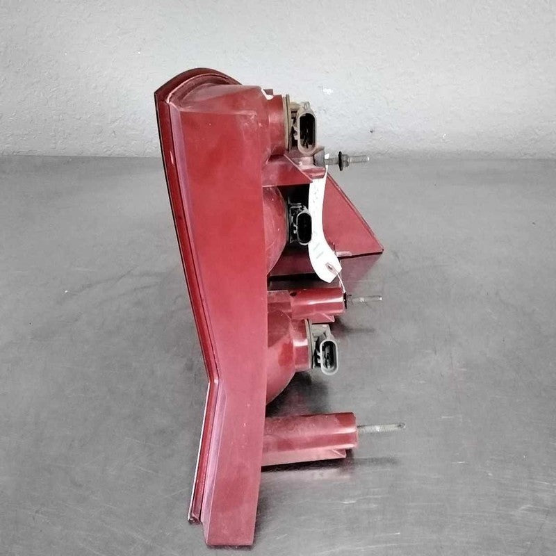 2000-2004 Left Tail Light Assembly Ford Focus