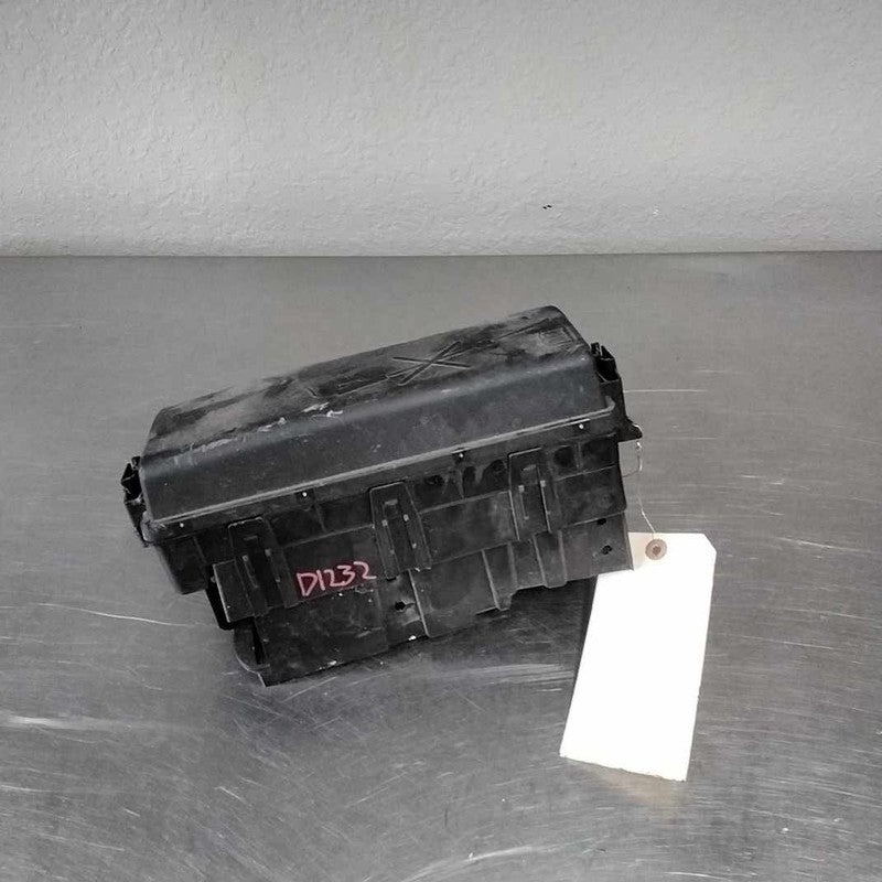 2011-2014 Chevrolet Cruze Engine Fuse Box OEM#95442176