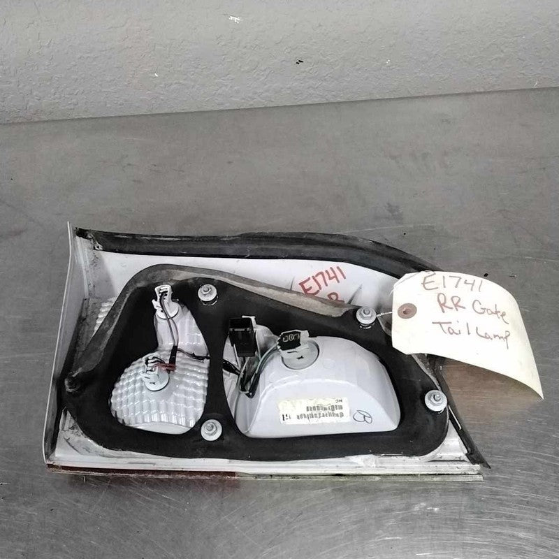Tail Light Assembly GMC TERRAIN Right 10 11 12 13 14 15 16 17