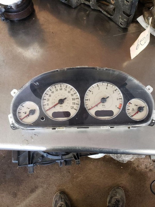 Speedometer CHRYSLER TOWN CNTRY 03