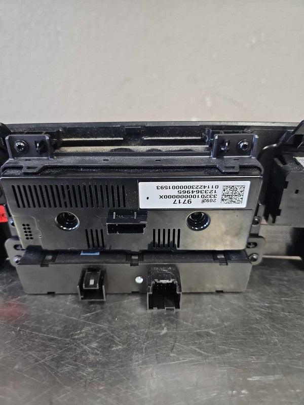 2015-2020 GMC Yukon XL 1500 Rear Heater A/C Control OEM#23467328