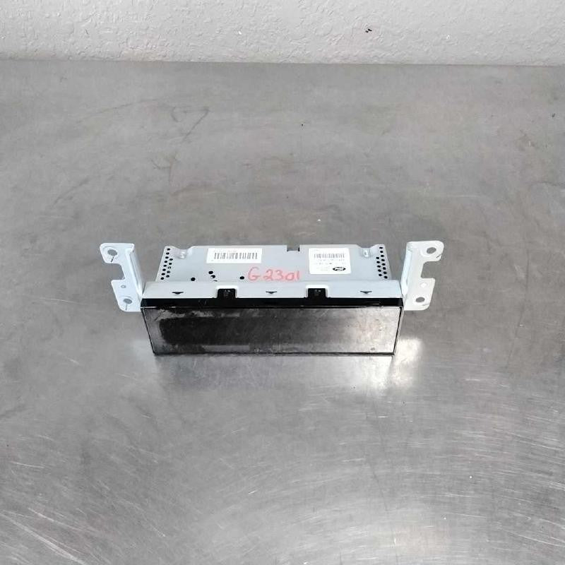 2009-2010 Ford Flex Audio & Visual Equip.(radio) OEM#8A8T19C116AH