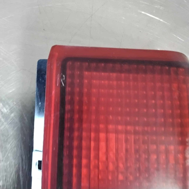 1985-2005 GMC Safari Right Tail Light Assembly