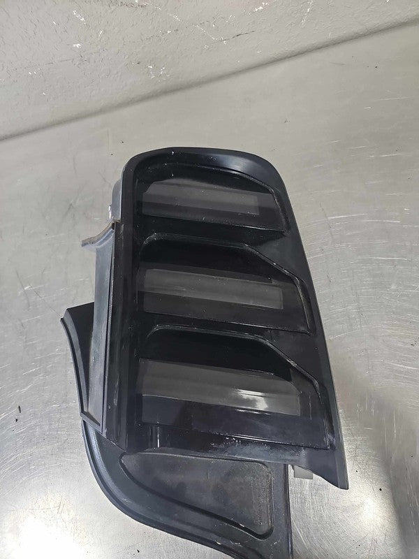2015-2020 Ford Mustand Right Tail Light Assembly OEM# FR3Z13404F