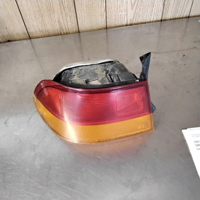 Tail Light Assembly HONDA CIVIC Left 96 97 98