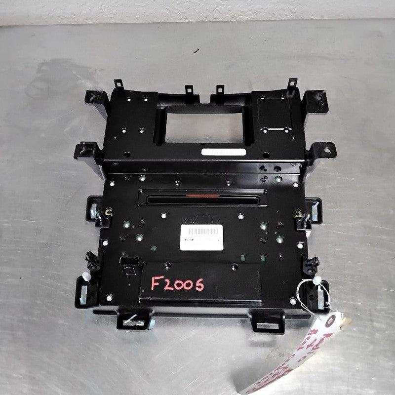 Audio & Visual Equip.(radio) FORD EDGE 13