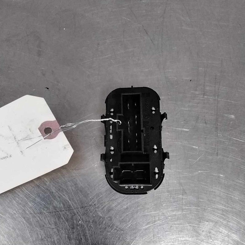 Door Switch Front FORD FOCUS 00 01 02 03 04 05 06 07