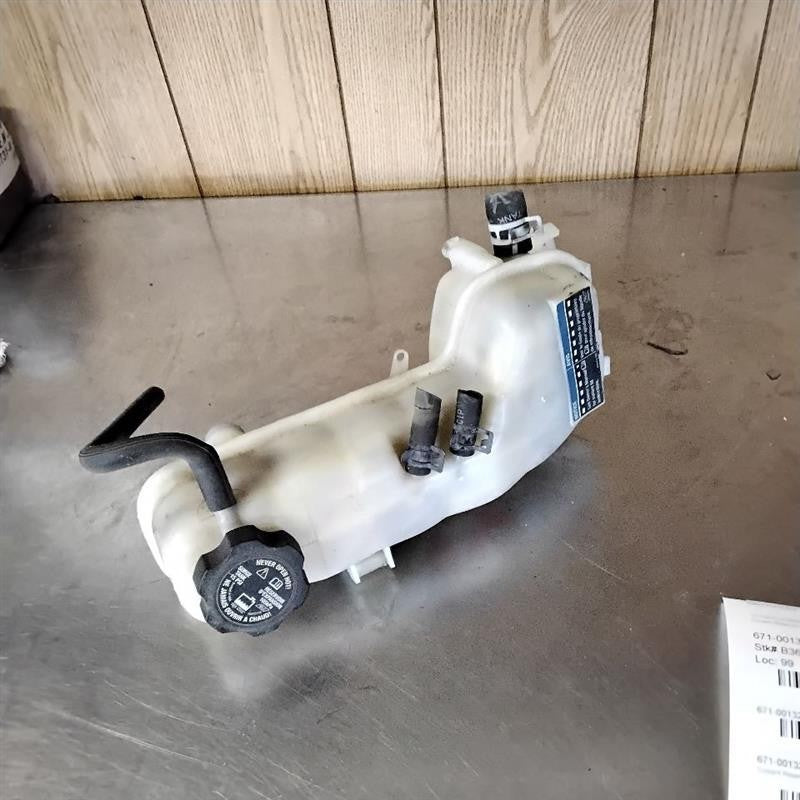 Coolant Recovery Bottle CHEVY MALIBU 99 00 01 02 03 04 05