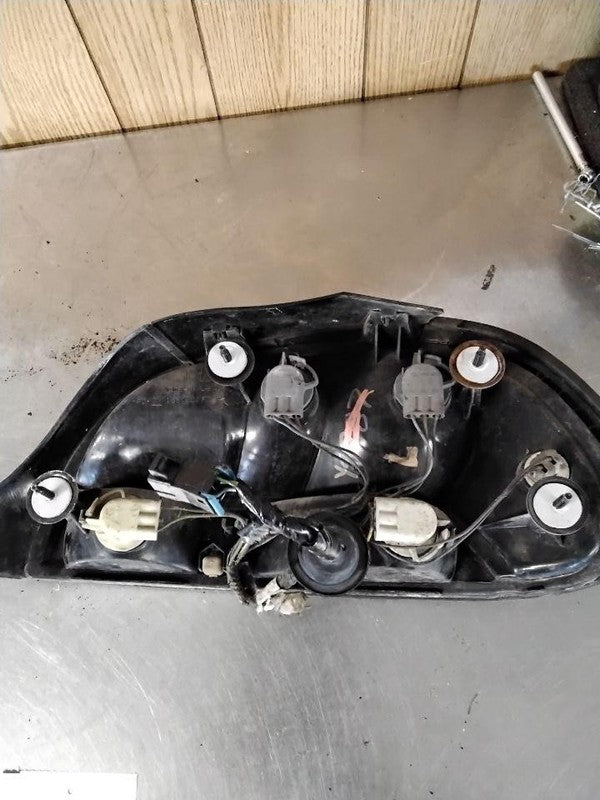 Tail Light Assembly PONTIAC GRAND AM Left 96 97 98