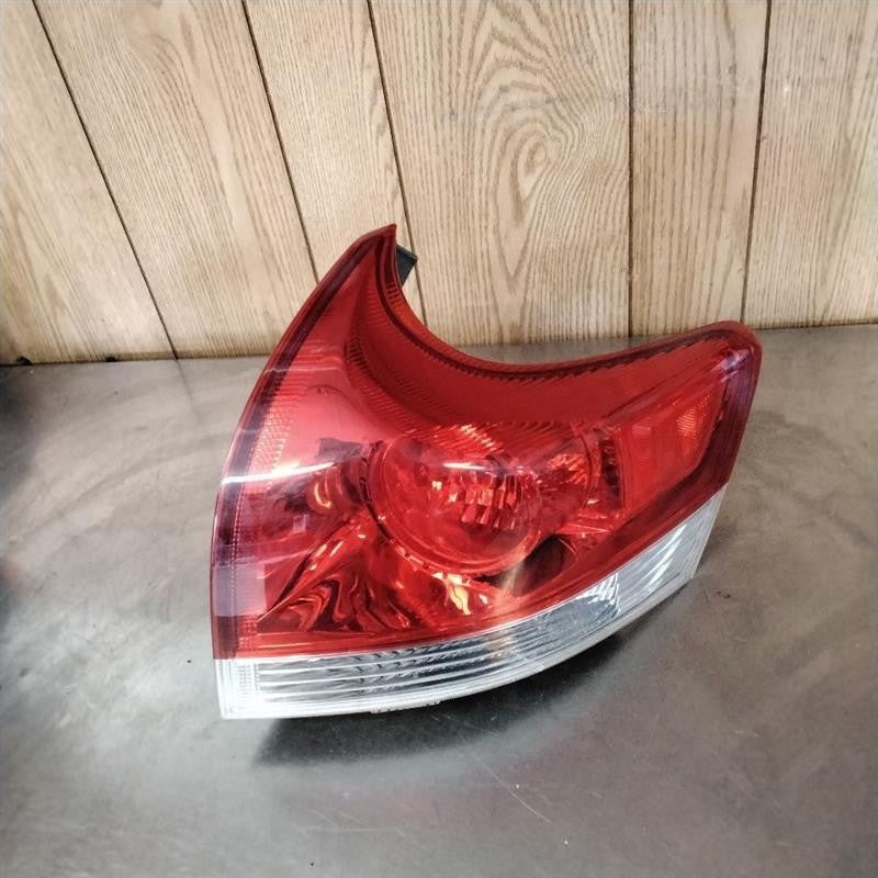 Tail Light Assembly TOYOTA VENZA Right 09 10 11 12