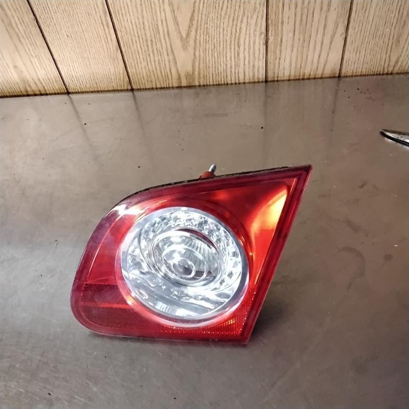 Tail Light Assembly VW PASSAT Right 06 07 08 09 10