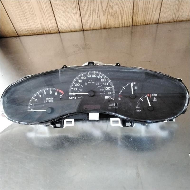 Speedometer CHEVY MALIBU 01 02 03
