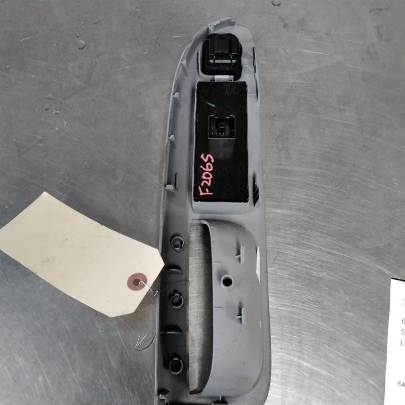 Door Switch Front VW PASSAT 06 07 08 09 10 12 13 14 15 16 17 18 19 20 