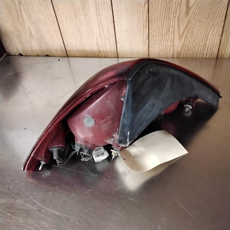 Tail Light Assembly PONTIAC G6 Right 05 06 07 08 09 10