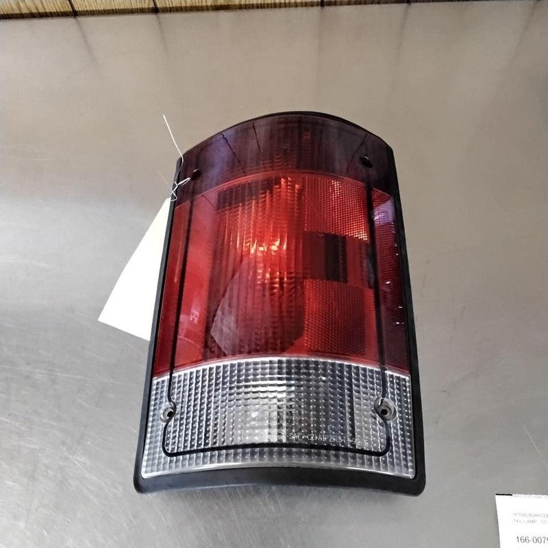 Tail Light Assembly FORD VAN E250 Right 05 06 07 08 09 10 11 12 13 14