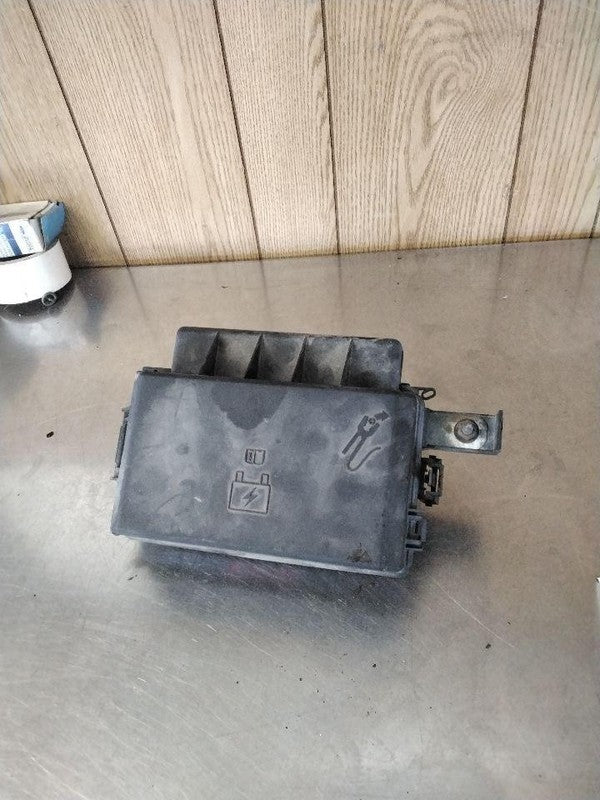 2005 Chrysler 300 Engine Fuse Box OEM#05140677AA