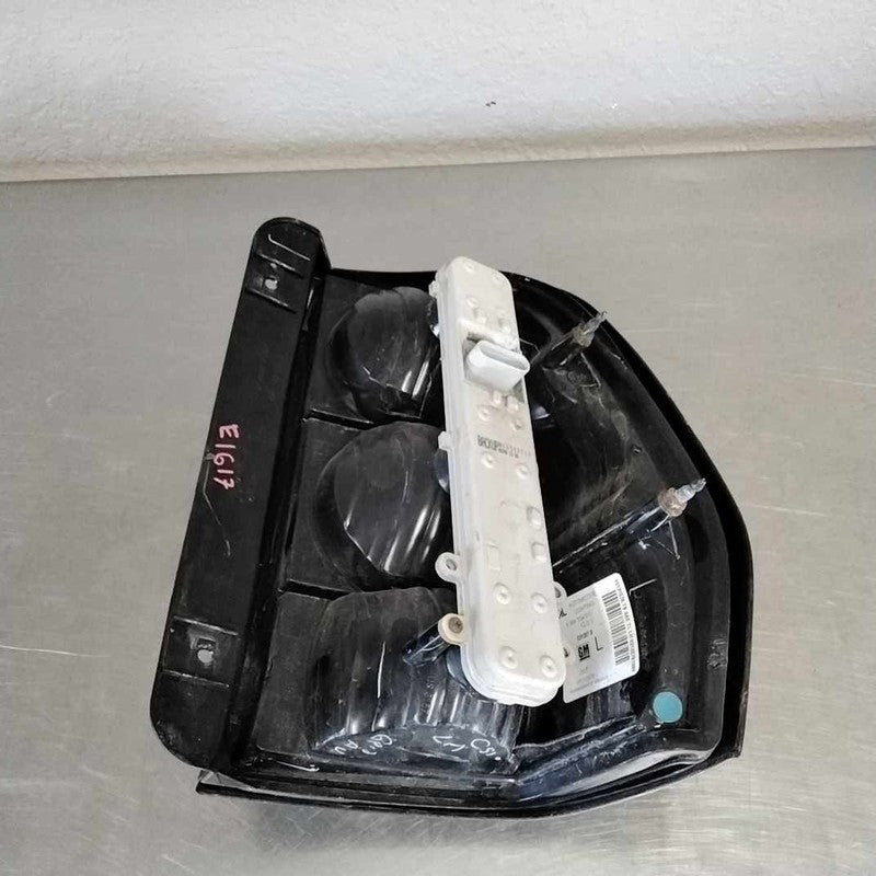 Tail Light Assembly TRAILBLAZER Left 02 03 04 05 06 07 08 09