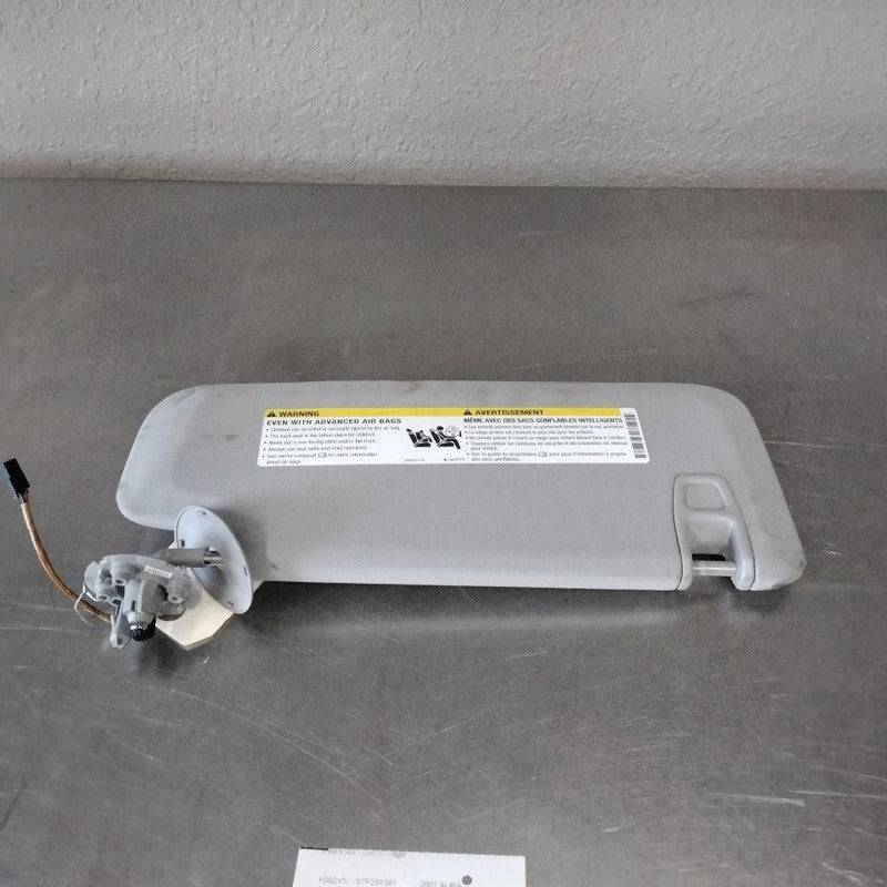 2007-2009 Sun Visor Saturn Aura Left Side