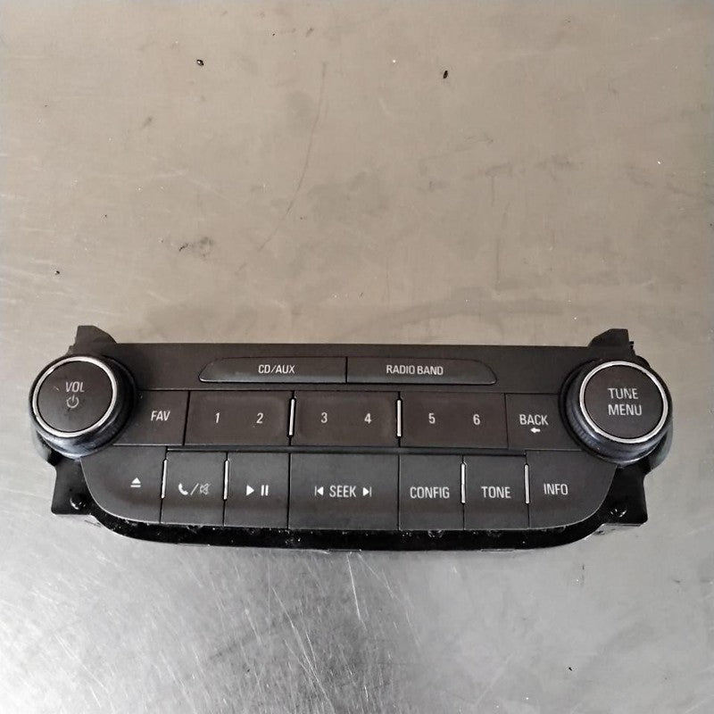 Audio & Visual Equip.(radio) CHEVY MALIBU 13