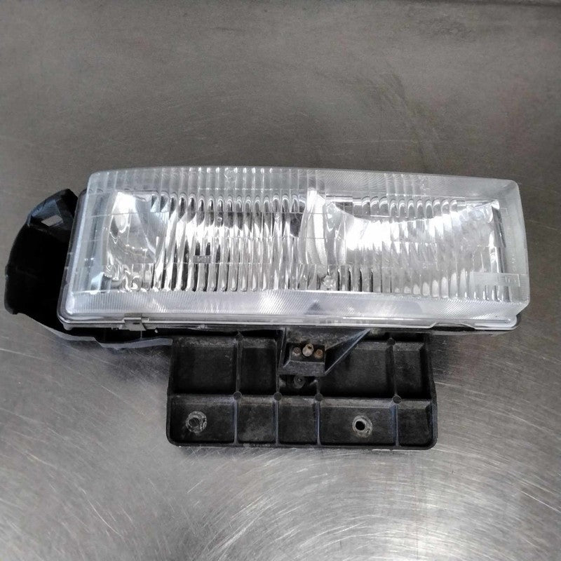 1995-2005 GMC Safari Left Headlamp Assembly OEM#16524091