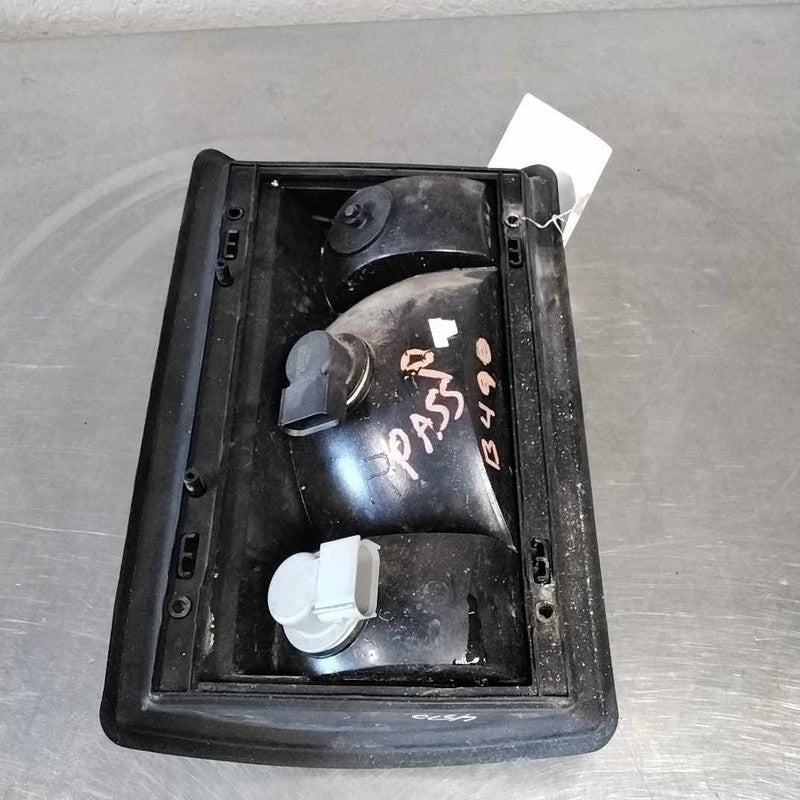 Tail Light Assembly FORD VAN E250 Right 92 93 94 95 96 97 98 99 00 01 