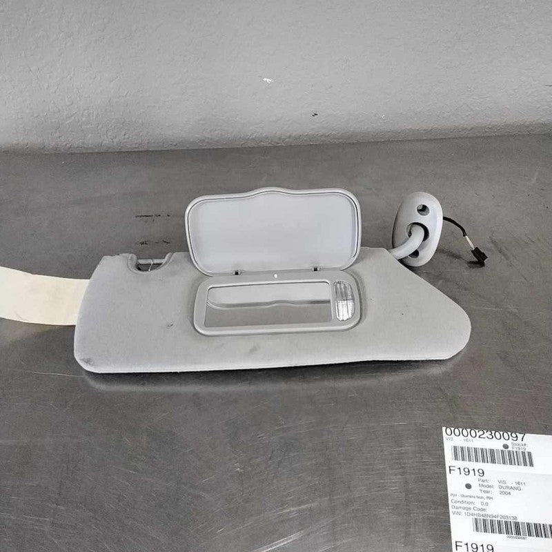 Sun Visor DODGE DURANGO Right 04 05