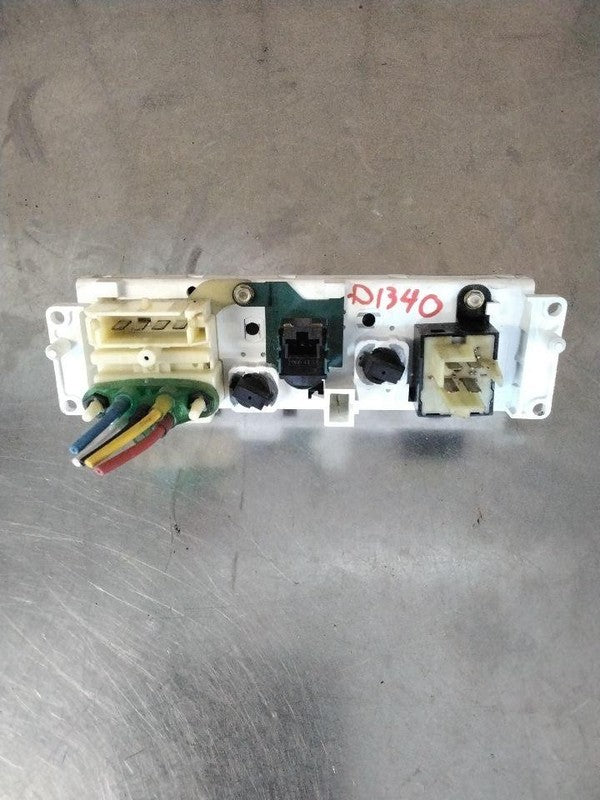 Heater A/c Control FORD CROWN VICTORIA 98 99 00 01 02 03 04 05 06 07 0