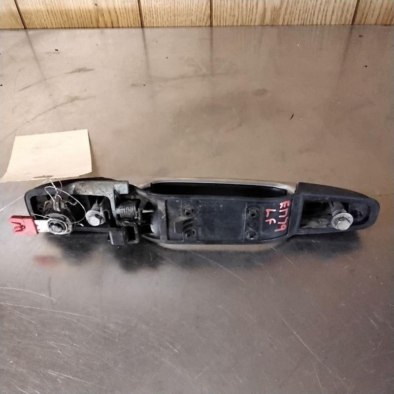 Outside Door Handle CHEVROLET TAHOE Left 07 08 09 10 11 12 13 14