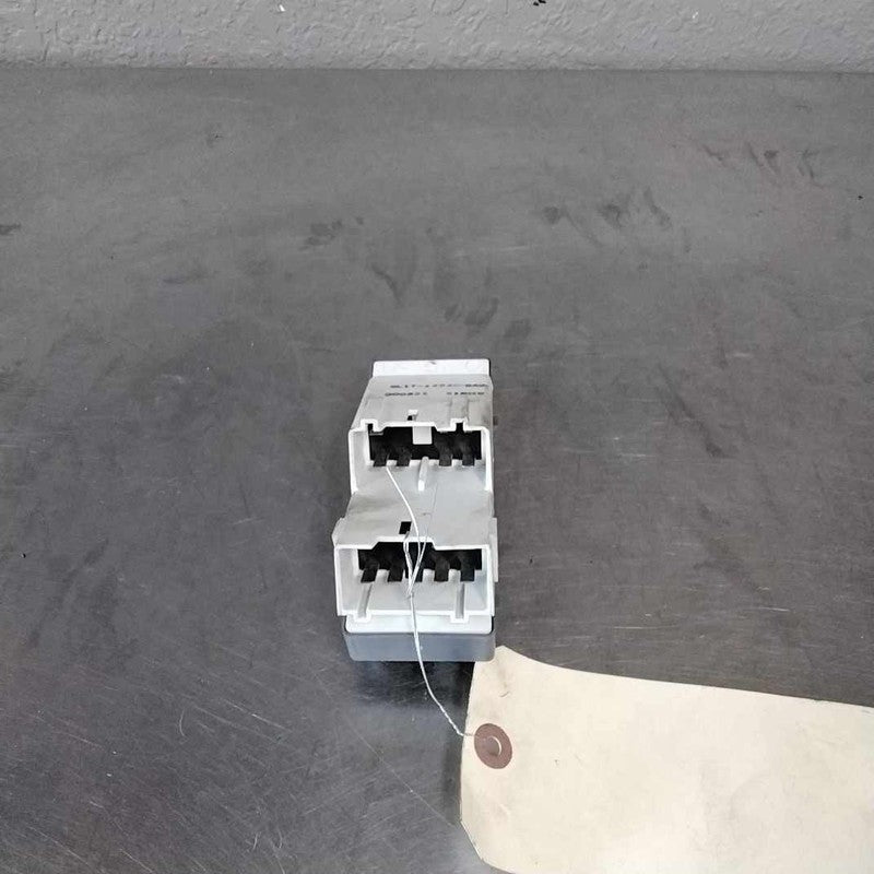 Door Switch Front FORD EXPEDITION 00 01 02