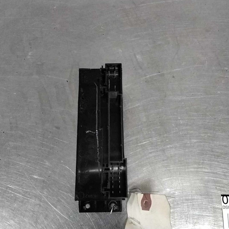 Door Switch Front GMC YUKON XL 1500 00 01 02