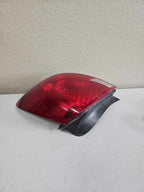 Tail Light Assembly FORD TAURUS Right 04 05 06 07