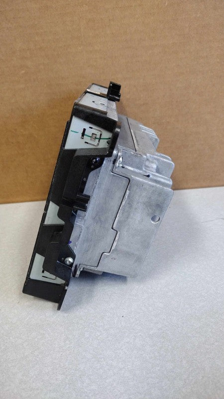 2016 Jeep Cherokee Audio & Visual (radio) receiver 8.4" display OEM# 6