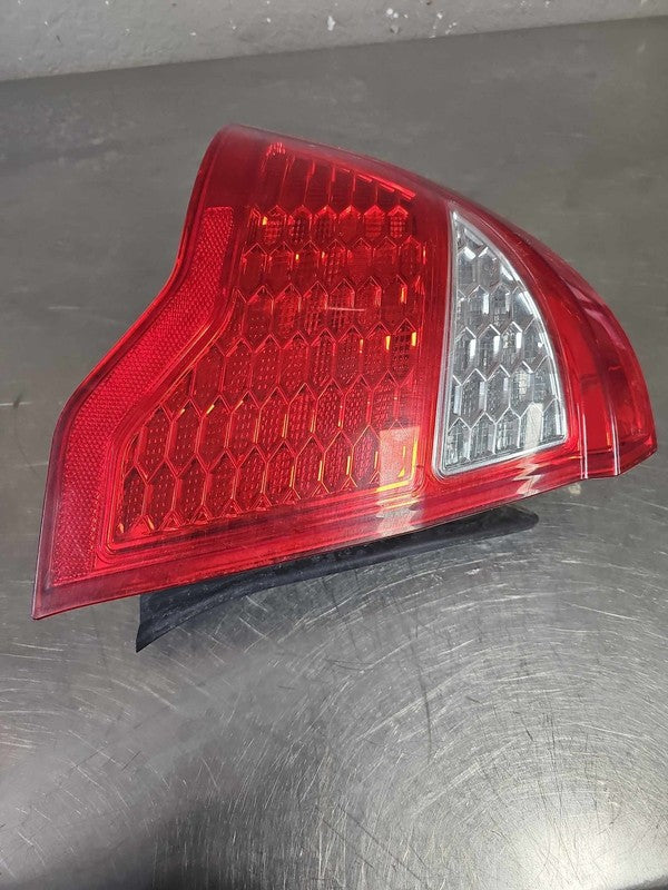 2010-2012 Ford Fusion Left Tail Light Assembly