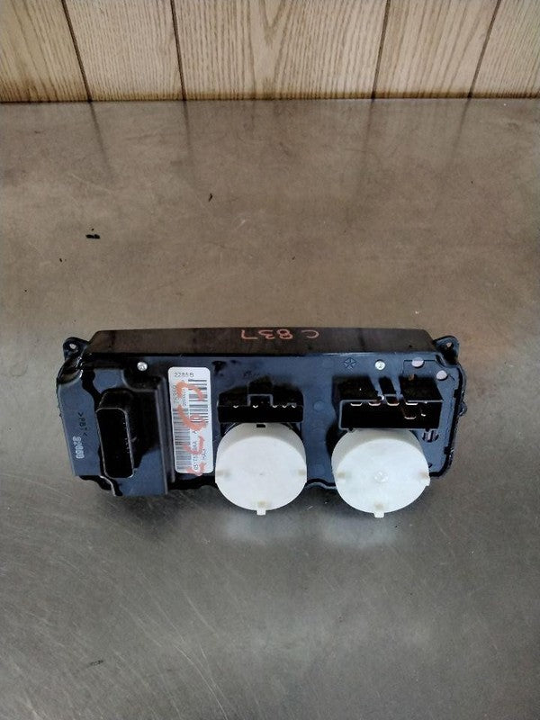 Heater A/c Control DODGE CARAVAN 04 05 06 07
