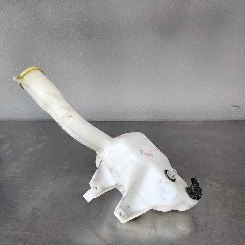 Washer Bottle CHRYSLER 300 06 07 08 09 10