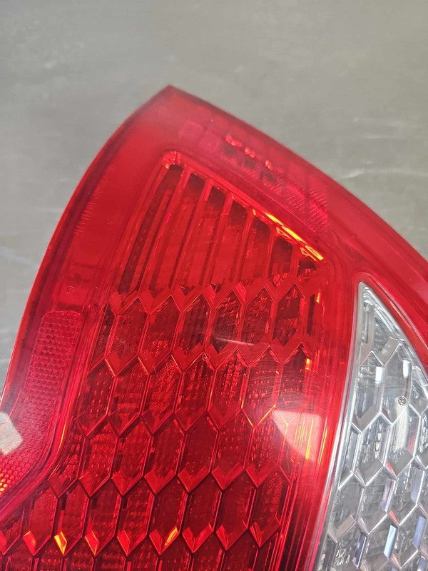 2010-2012 Ford Fusion Left Tail Light Assembly