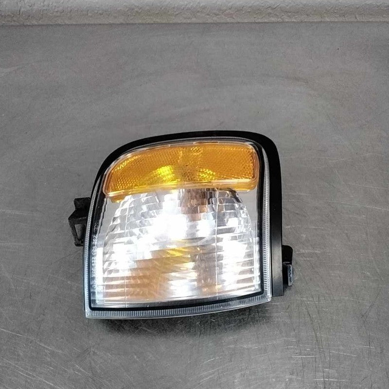 Fog/mark/park/turn Light/lamp ISUZU RODEO Right 00 01 02 03 04