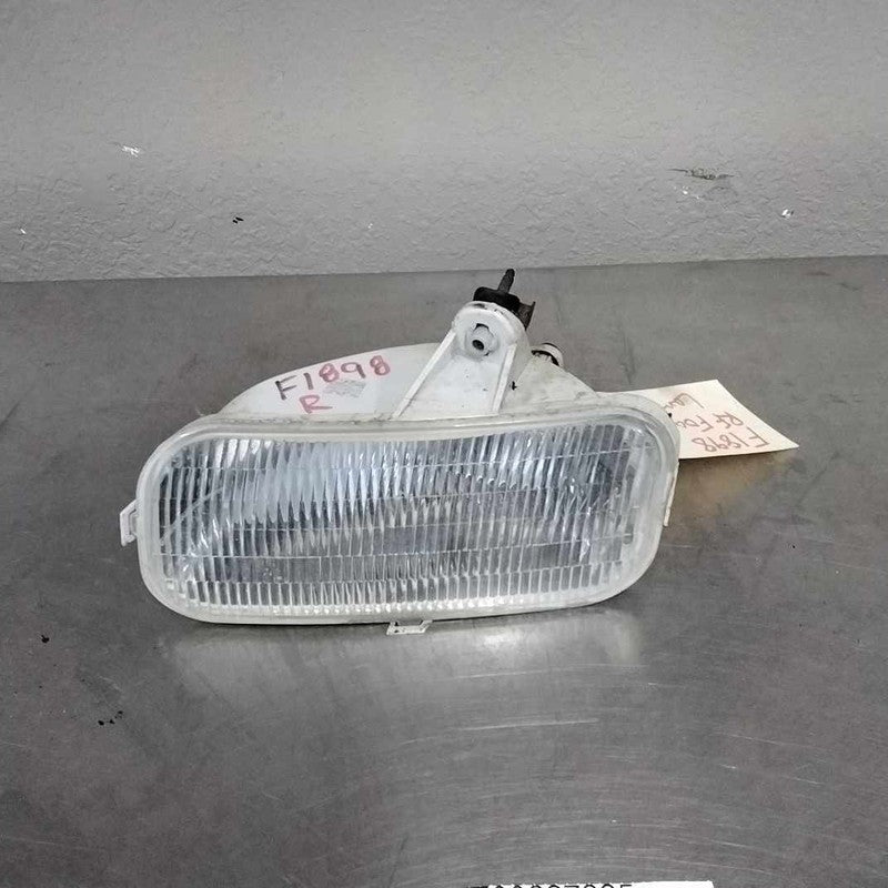 Fog/mark/park/turn Light/lamp FORD PICKUP F150 Right 01 02 03 04