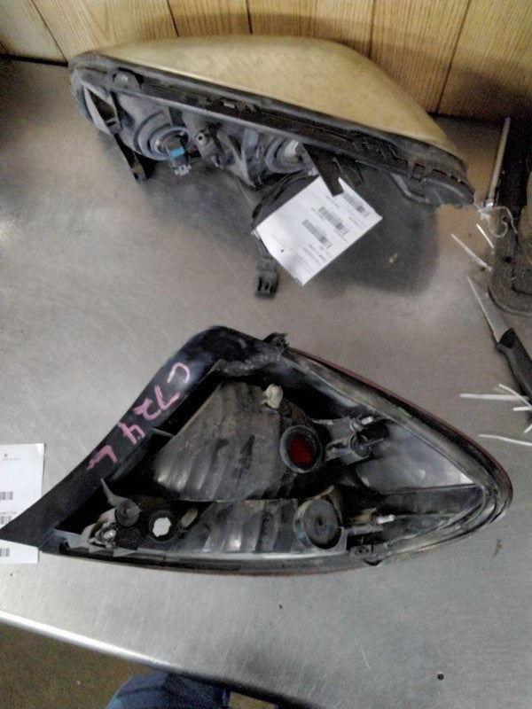 Tail Light Assembly FORD TAURUS Left 04 05 06 07