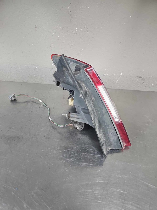 Tail Light Assembly FORD TAURUS Right 10 11 12