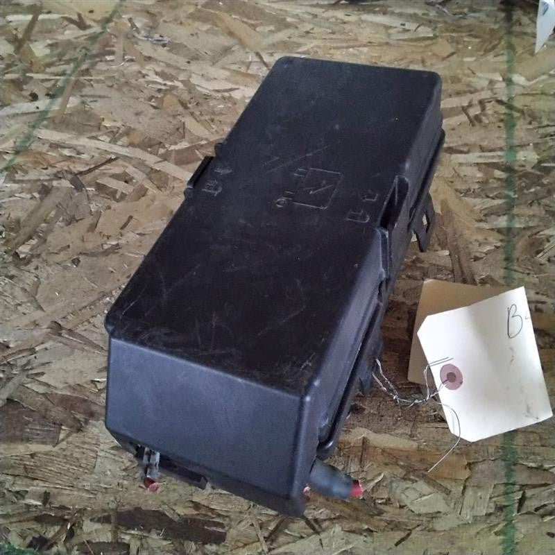 2005 Pontiac G6 Engine Fuse Box OEM#22731137