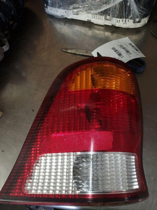 Tail Light Assembly FORD WINDSTAR Left 99 00 01 02 03