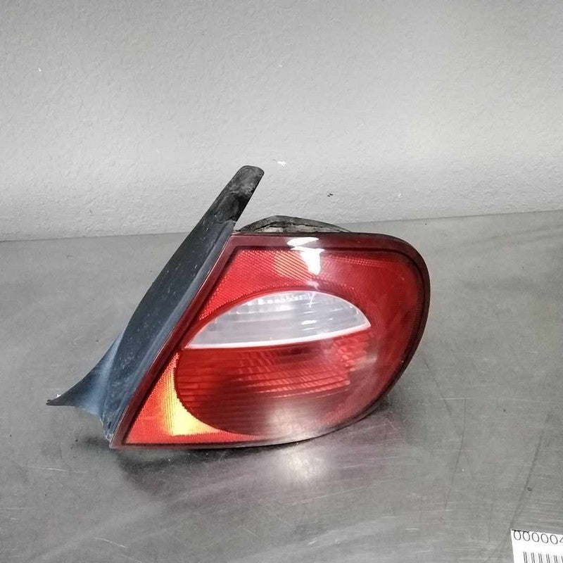 Tail Light Assembly DODGE NEON Right 03 04 05