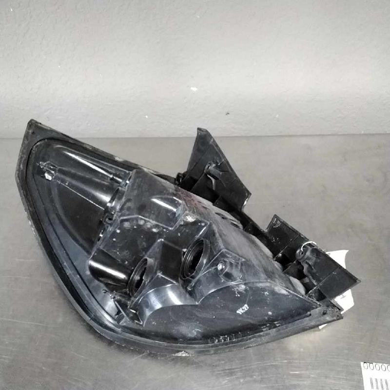2012 Chevy Captiva Right Tail Light Assembly OEM #96830930