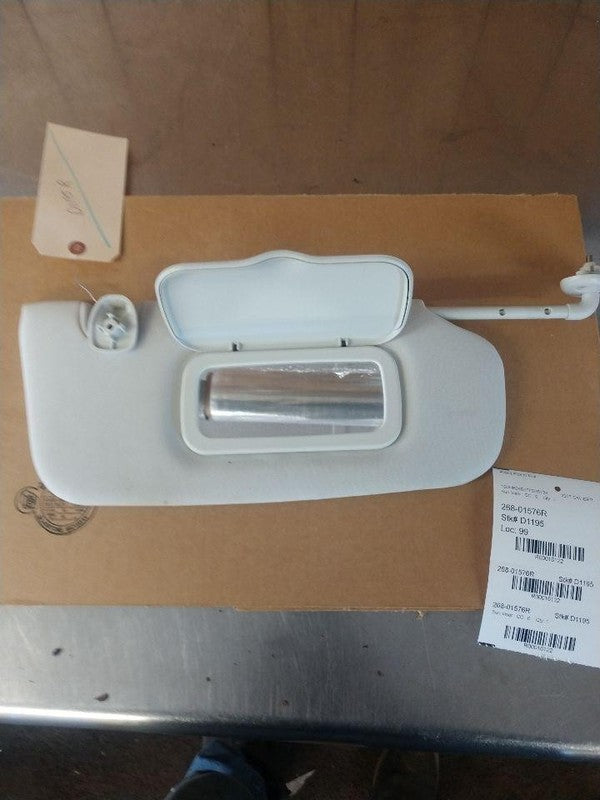 Sun Visor DODGE CALIBER Right 07 08