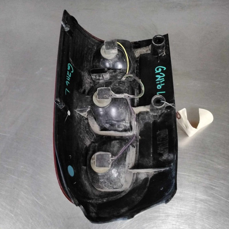2005-2009 Chevrolet Uplander Left Tail Light Assembly