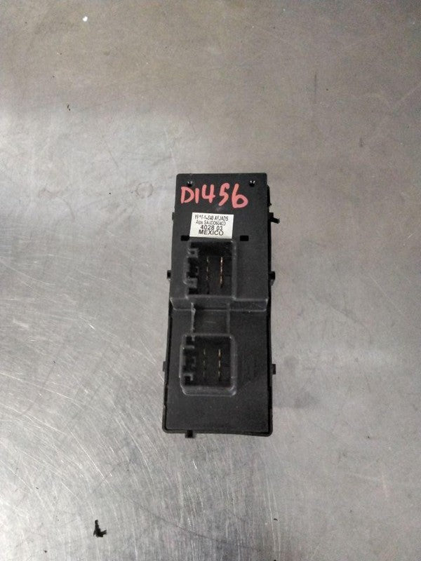 Door Switch Front FORD TAURUS 00 01 02 03 04 05 06 07