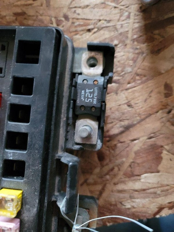 2002-2003 Trailblazer Engine Fuse Box OEM#15196420