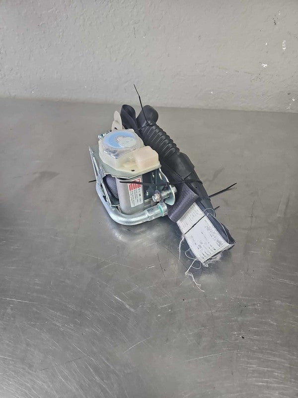 2012-2015 Kia Optima Right Front Seat Belt Retractor OEM#888204C00087