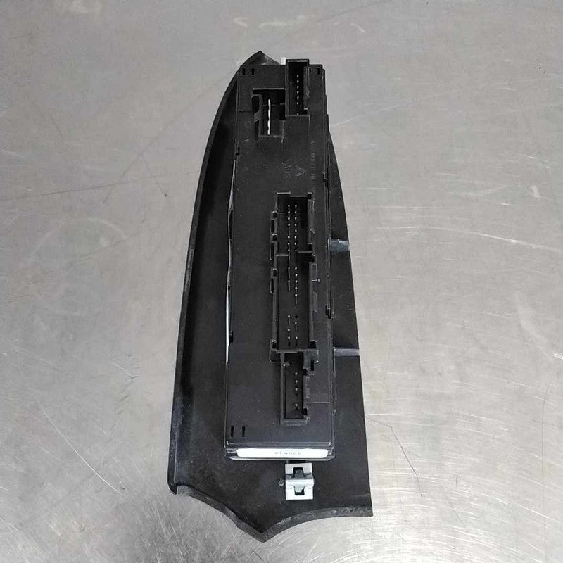 Door Switch Front TRAILBLAZER 06 07 08 09